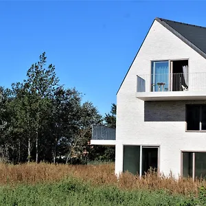  Apartment West Bay